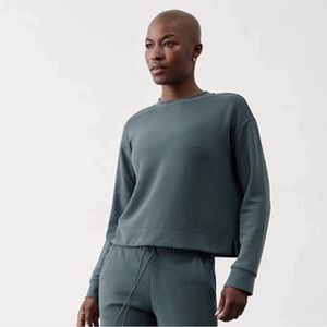 Athleta Seasoft Crewneck Sweatshirt dark green/ cypress XL